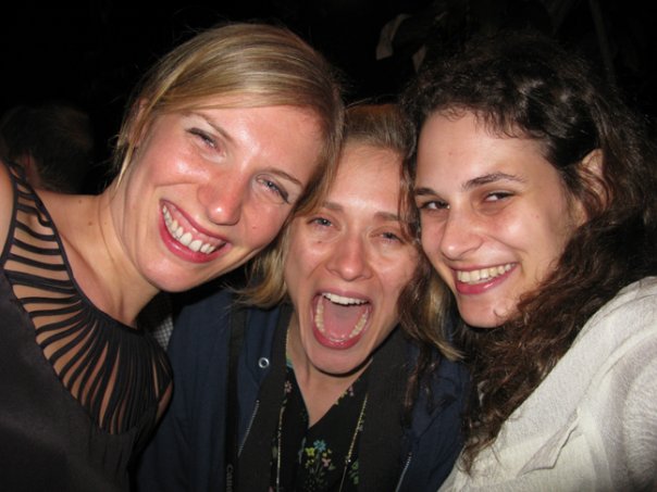 Friends Anna Gray, Rebecca Schiffman, Erin Krause