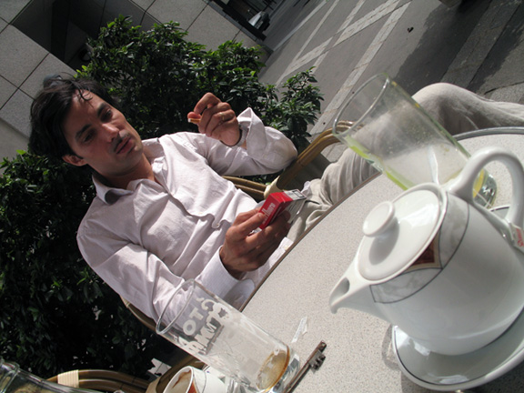 paris bentakingcigarette Paris 7/23/2006   8/11/2006
